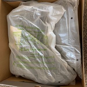 Bearpaw Elle Short Wide Gray Fog; Size 7; Female